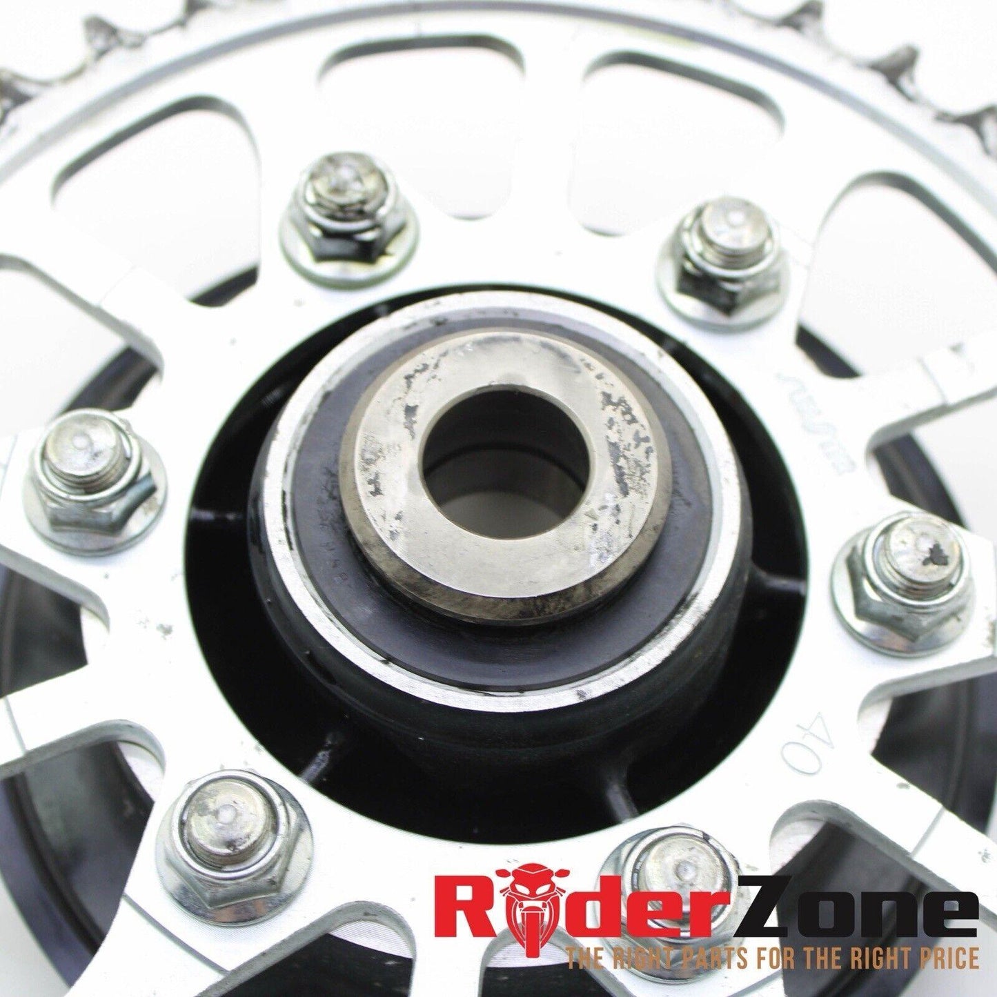 2006 2007 KAWASAKI NINJA ZX10R REAR SPROCKET HUB SILVER DAMPERS SUNSTAR