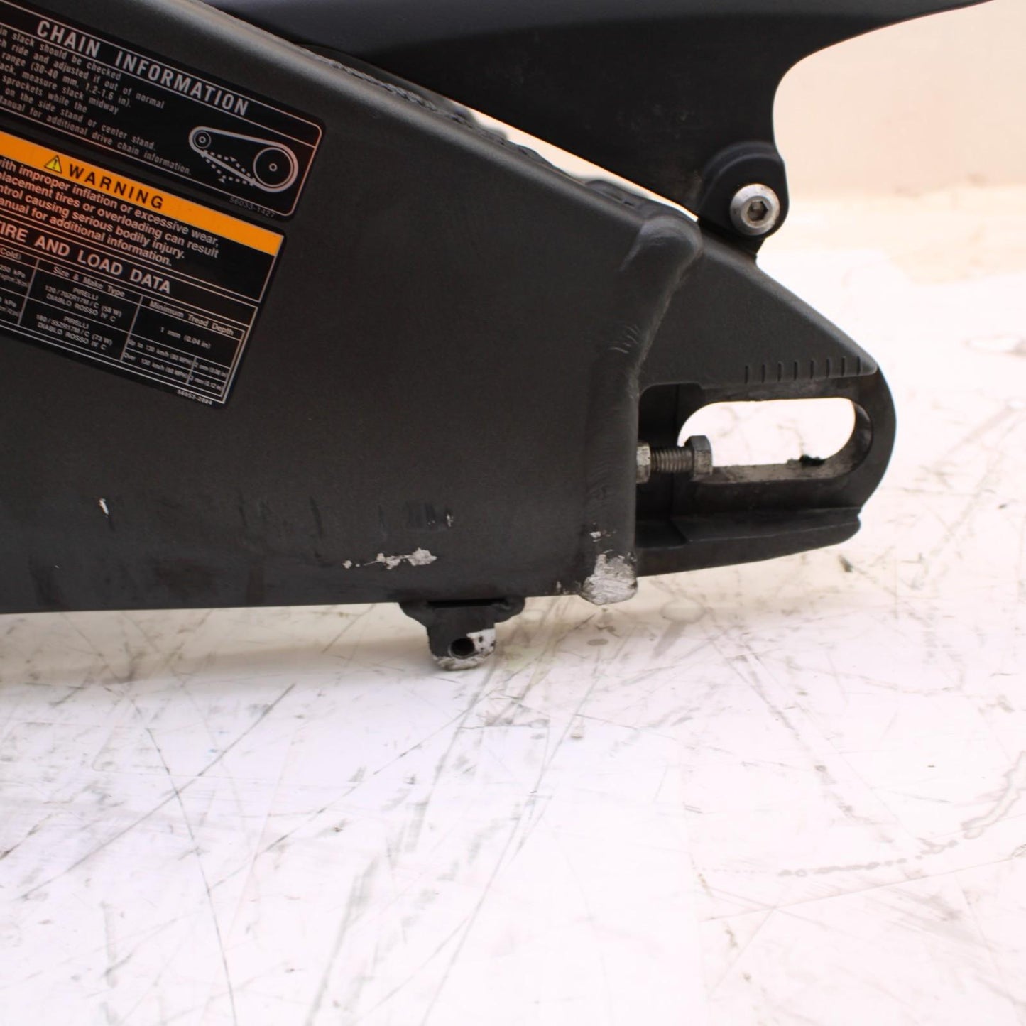 2024 - 2025 KAWASAKI NINJA ZX6R SWING ARM REAR CHAIN GUARD WHEEL COVER STOCK OEM