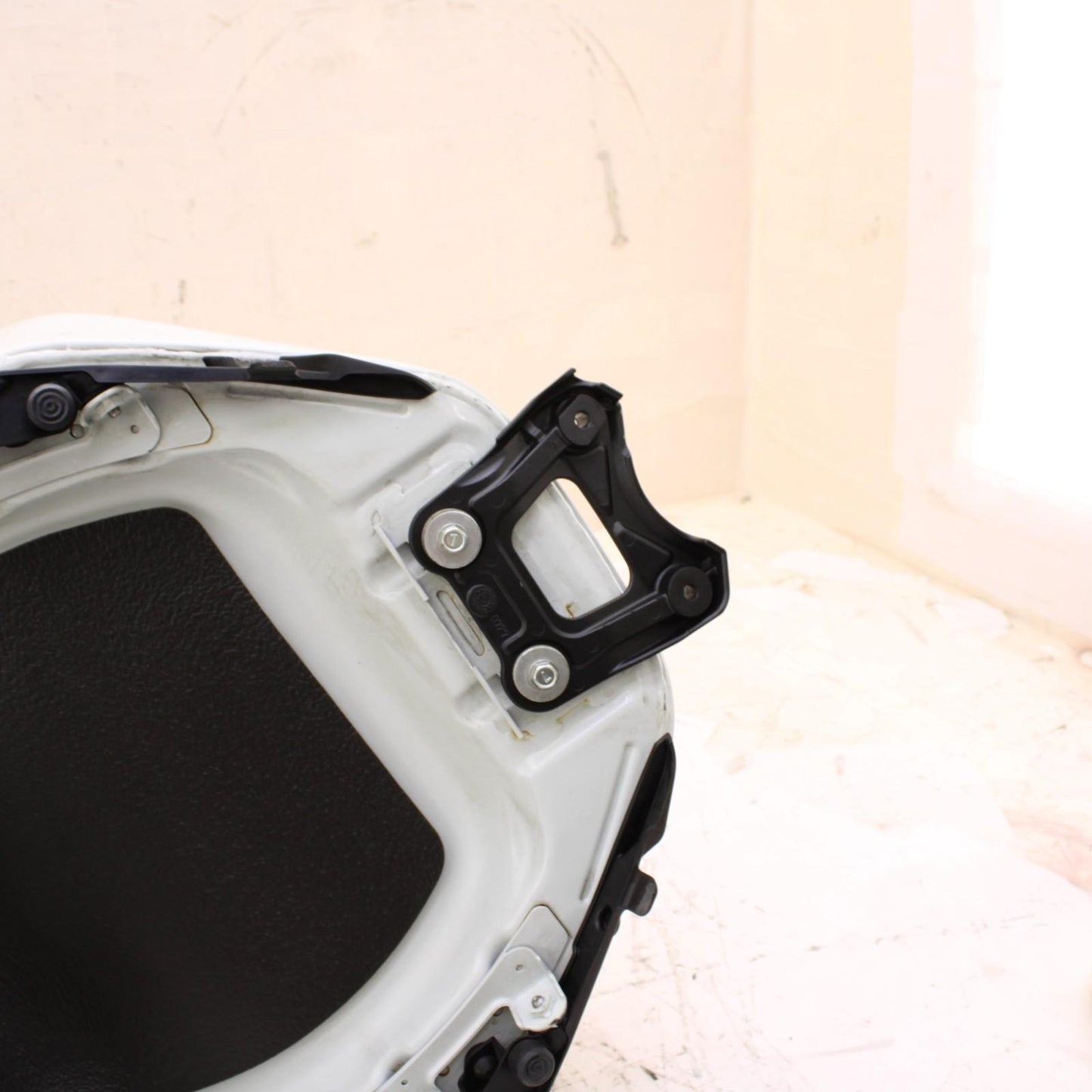 2024 - 2025 KAWASAKI NINJA ZX6R GAS TANK FUEL CELL PETROL RESERVOIR *SCUFFED*