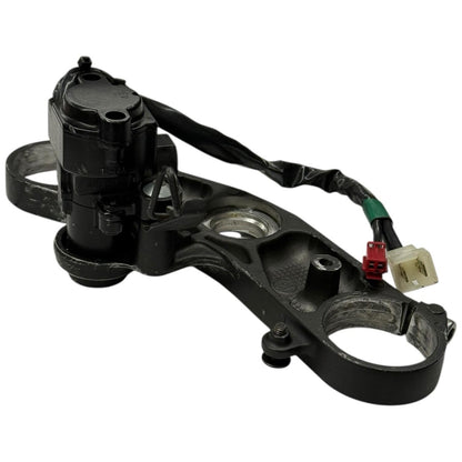 2006 - 2016 YAMAHA YZF R6 TRIPLE TREE CLAMP TOP BLACK UPPER STOCK