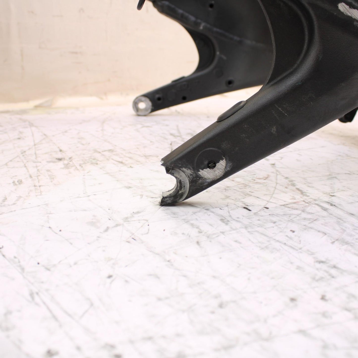 2024 - 2025 KAWASAKI NINJA ZX6R MAIN FRAME BODY CHASSIS STOCK OEM *DAMAGE. READ*