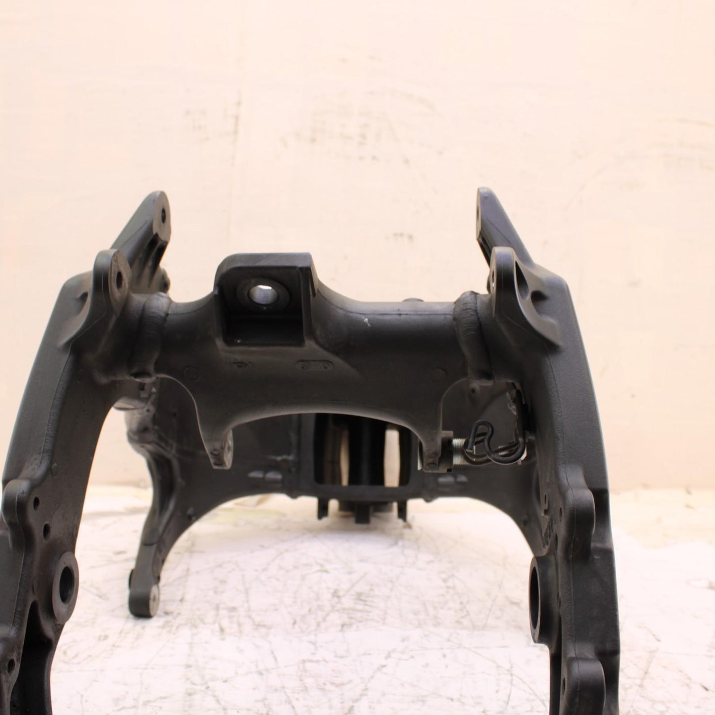 2024 - 2025 KAWASAKI NINJA ZX6R MAIN FRAME BODY CHASSIS STOCK OEM *DAMAGE. READ*