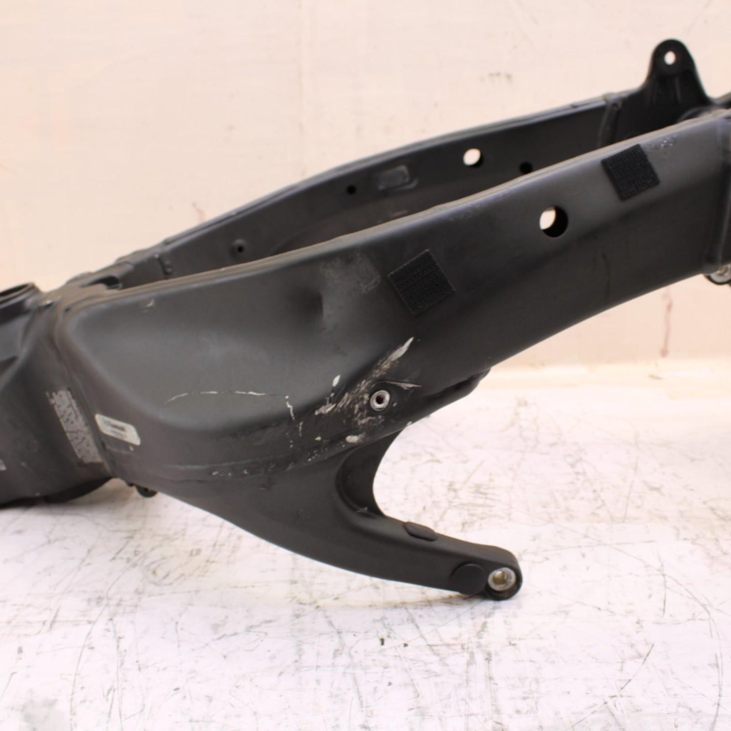 2024 - 2025 KAWASAKI NINJA ZX6R MAIN FRAME BODY CHASSIS STOCK OEM *DAMAGE. READ*