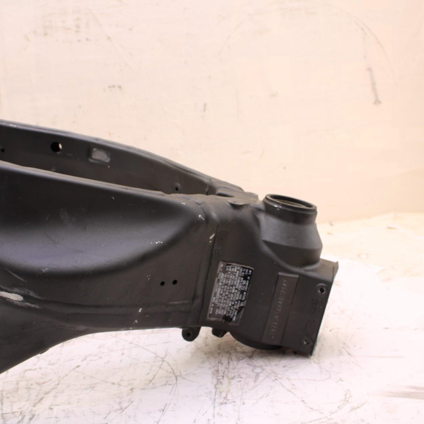 2024 - 2025 KAWASAKI NINJA ZX6R MAIN FRAME BODY CHASSIS STOCK OEM *DAMAGE. READ*