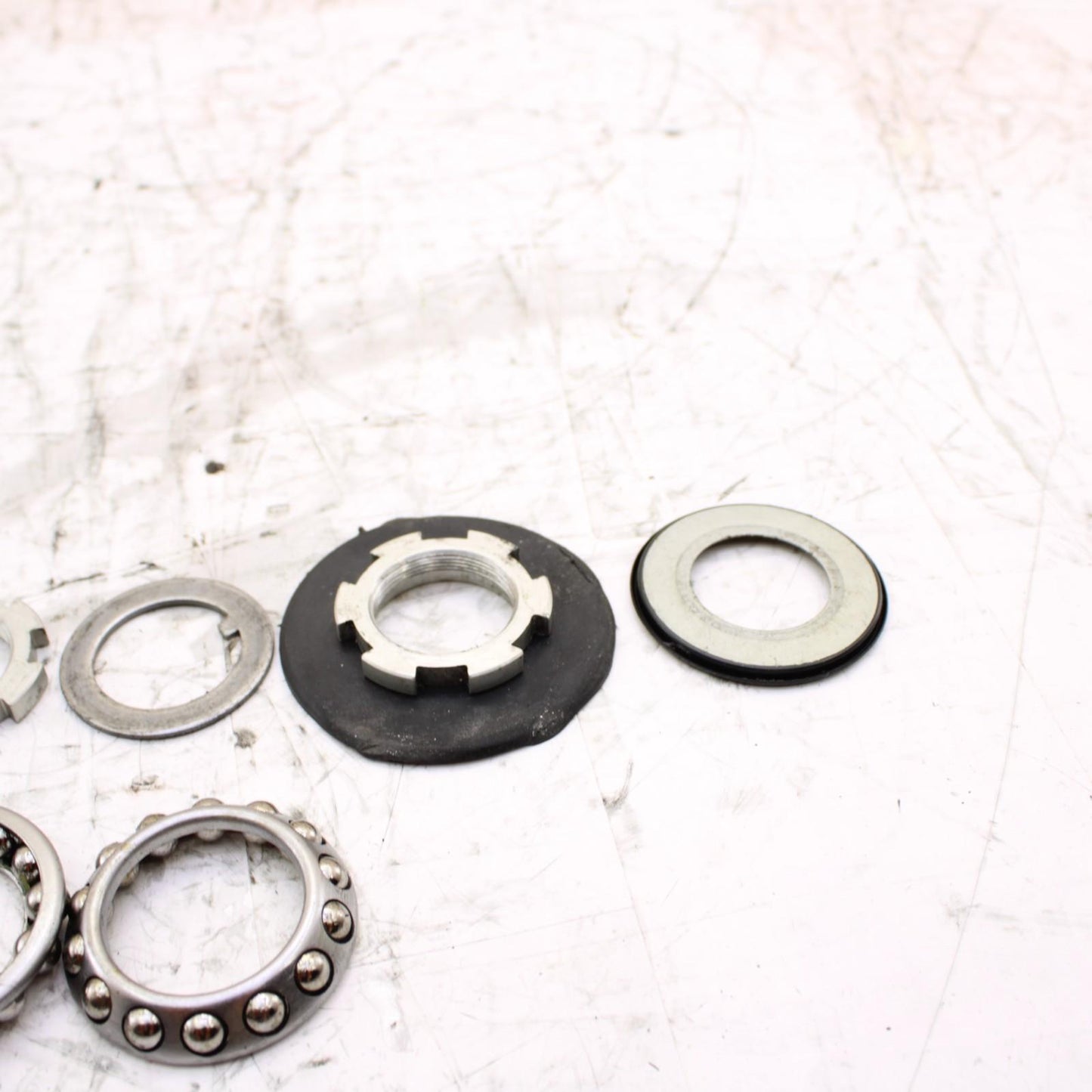 2013 - 2017 TRIUMPH DAYTONA 675R TRIPLE TREE LOWER BEARINGS OEM *SLIGHT DAMAGE*