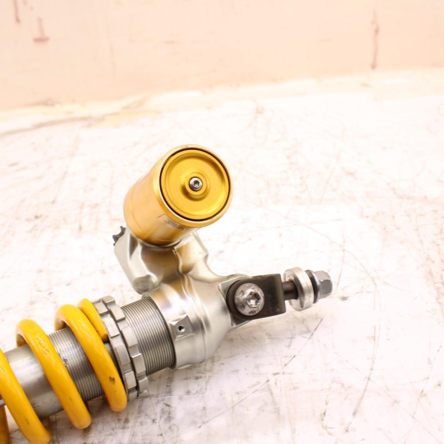 2013 - 2017 TRIUMPH DAYTONA 675R REAR SHOCK BACK SUSPENSION ABSORBER OHLINS