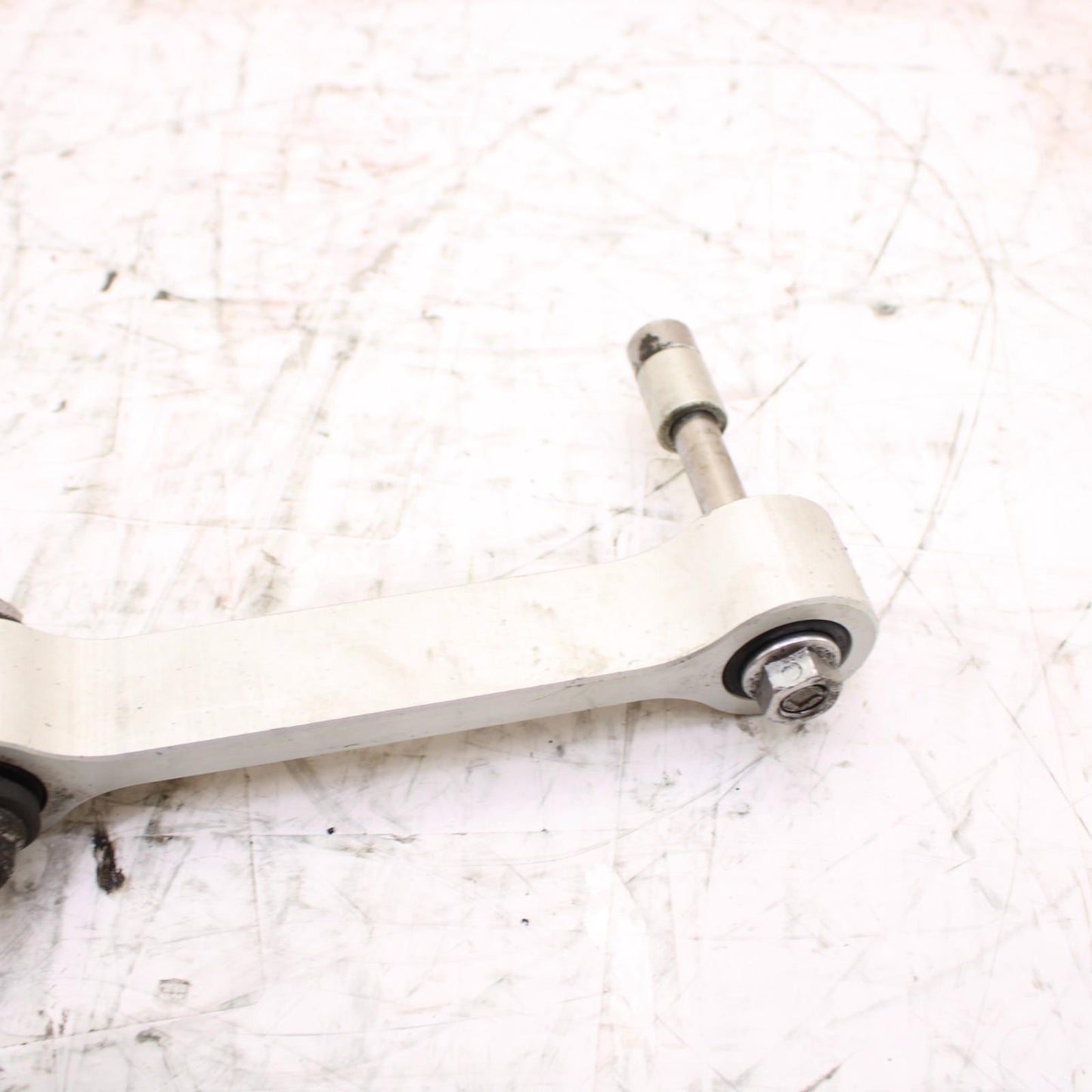 2013 - 2017 TRIUMPH DAYTONA 675R DOG BONE REAR SHOCK LINKAGE BACK BRACKET