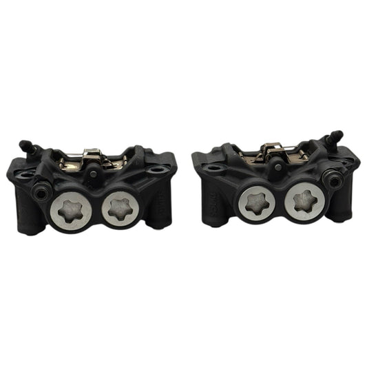 2008 - 2016 YAMAHA YZF R6 FRONT BRAKE CALIPER SET RIGHT LEFT PAIR CALIPERS SILVE