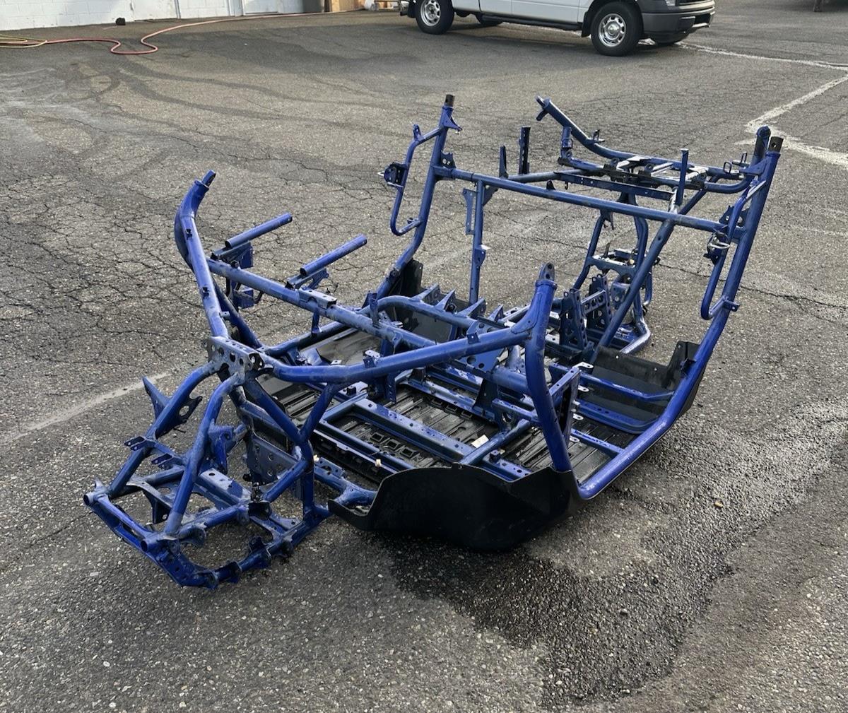 2016 - 2021 YAMAHA YXZ1000R FRAME CHASSIS BLUE STOCK *SMALL BEND*