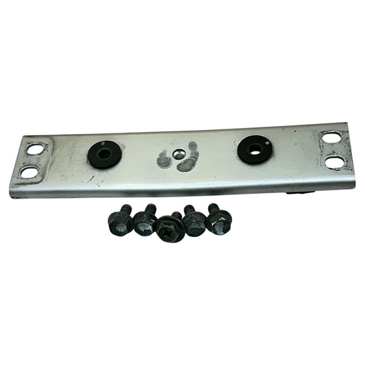 2005 2006 SUZUKI GSXR 1000 SUBFRAME BRACKET FRONT BRIDGE CENTER RAIL MOUNT STOCK