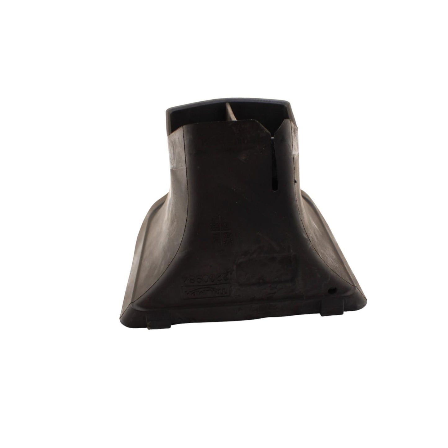 2013 - 2017 TRIUMPH DAYTONA 675R FRONT AIR DUCT INTAKE CENTER RAM SCOOP STOCK