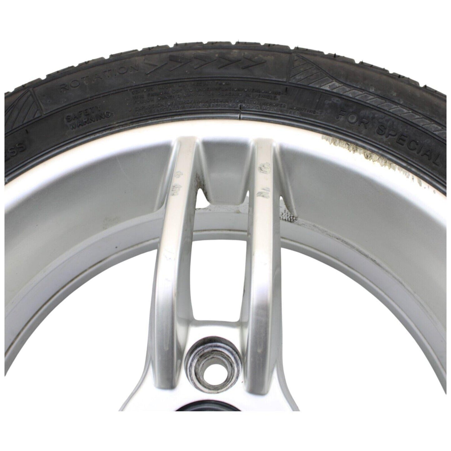 2008 - 2012 CAN AM SPYDER FRONT WHEEL TIRE LEFT RIGHT TIRE  SILVER 990