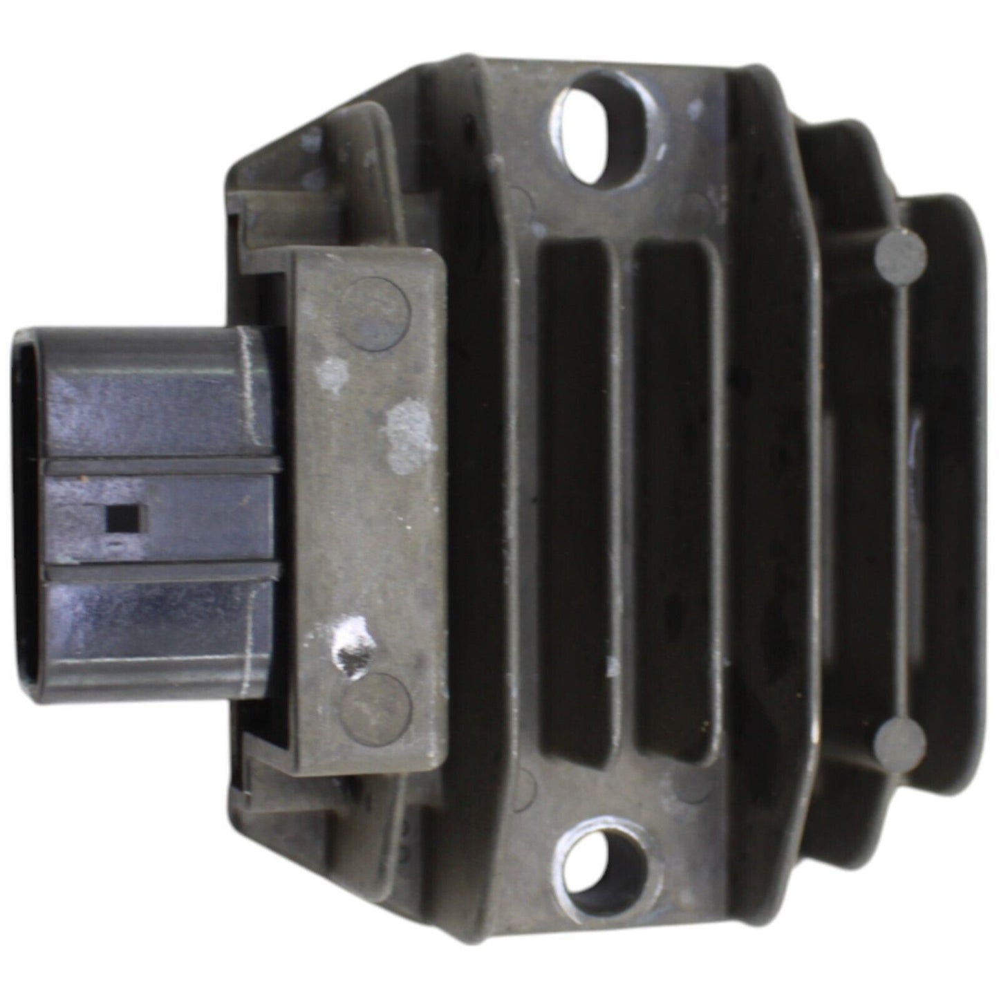 2015 - 2024 YAMAHA YZF R1 R1M RECTIFIER VOLTAGE REGULATOR ELECTRICAL SYSTEM