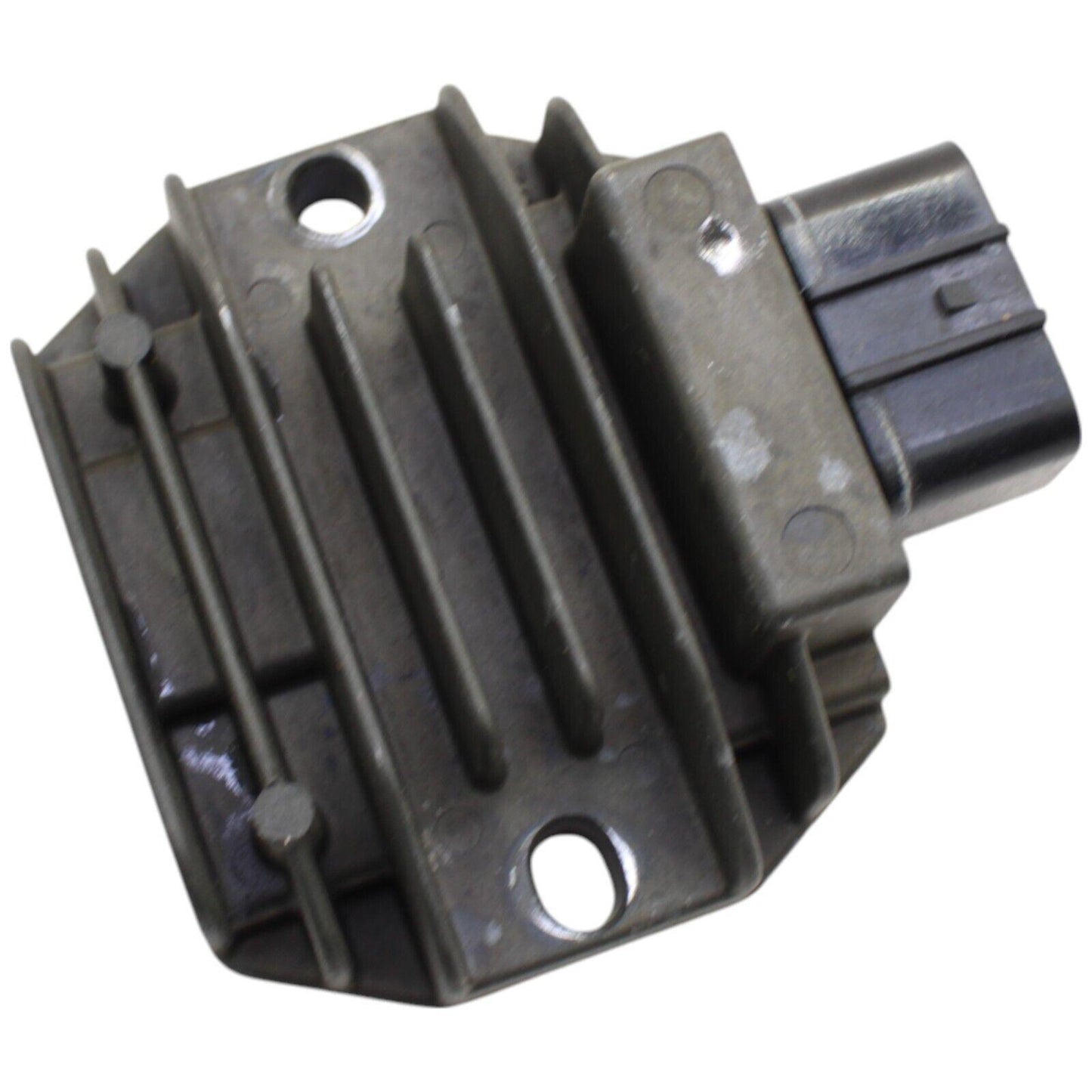 2015 - 2024 YAMAHA YZF R1 R1M RECTIFIER VOLTAGE REGULATOR ELECTRICAL SYSTEM