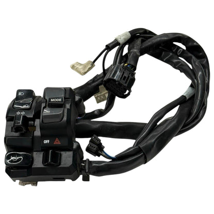 2020 - 2024 YAMAHA YZF R1 R1M HEADLIGHT SWITCH LEFT CONTROL ELECTRICAL *DAMAGED*