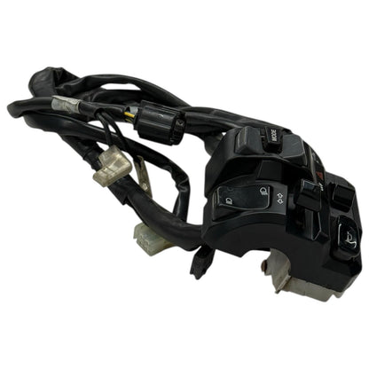 2020 - 2024 YAMAHA YZF R1 R1M HEADLIGHT SWITCH LEFT CONTROL ELECTRICAL *DAMAGED*