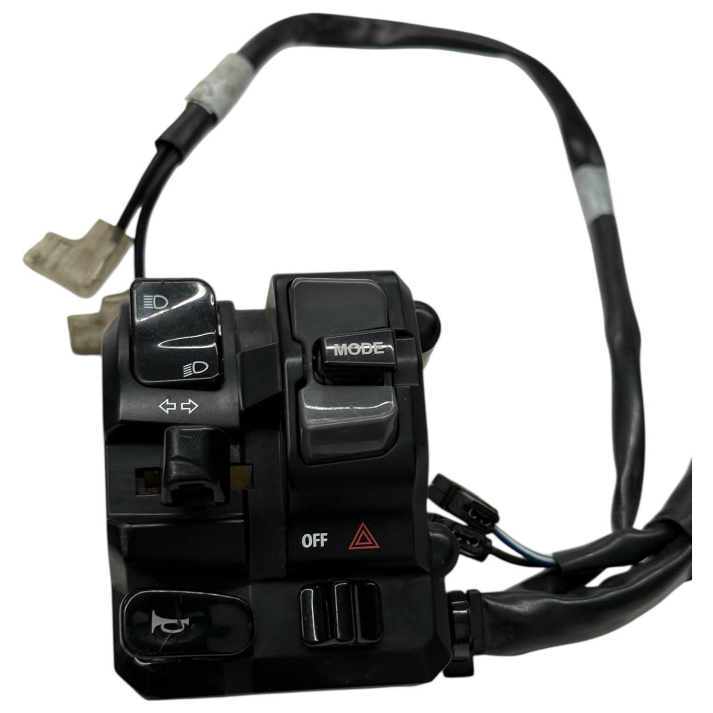 2020 - 2024 YAMAHA YZF R1 R1M HEADLIGHT SWITCH LEFT CONTROL ELECTRICAL *DAMAGED*