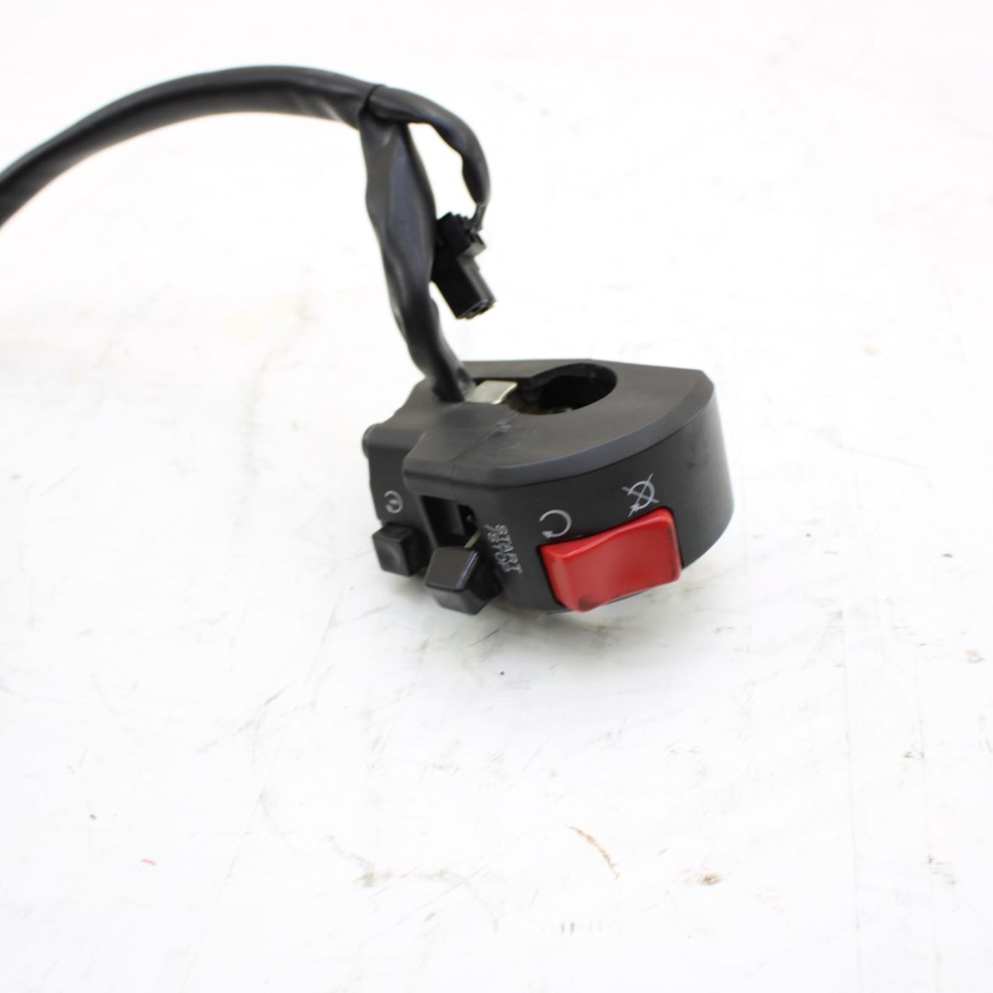 2011 - 2015 KAWASAKI NINJA ZX10R RIGHT SWITCH DRIVER HANDLE CONTROL START STOP