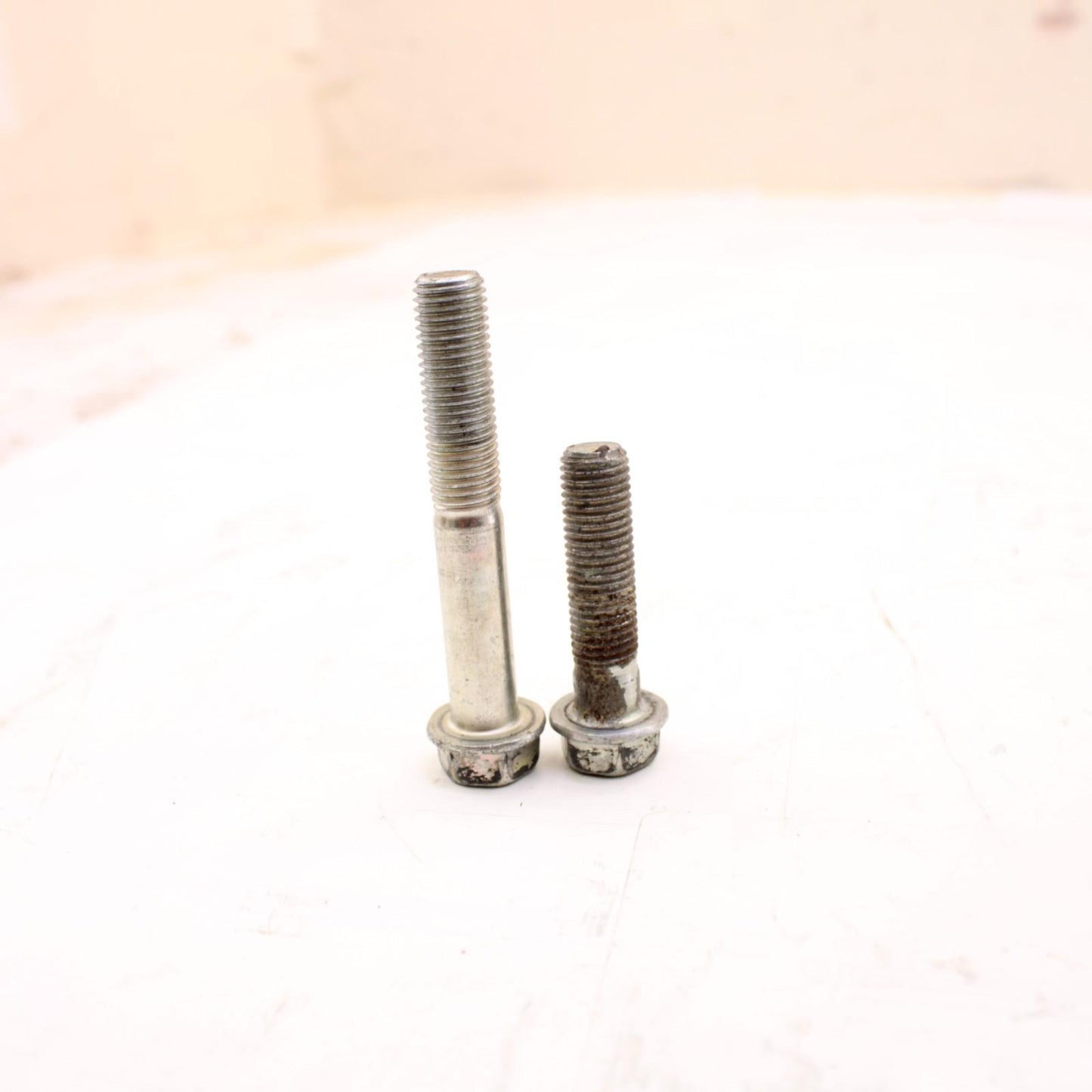 2011 - 2015 KAWASAKI NINJA ZX10R ENGINE BOLTS MOUNTING HARDWARE SCREWS MOTOR SET