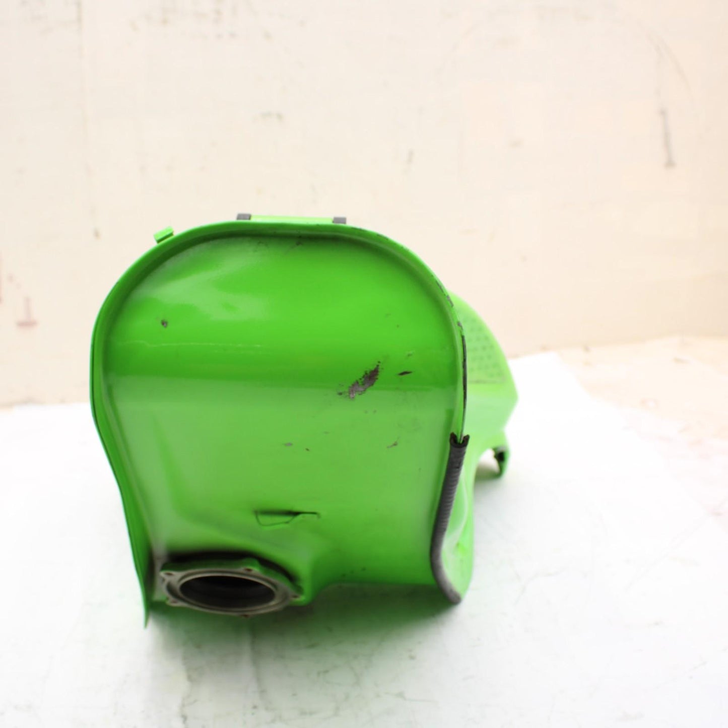 2011 - 2015 KAWASAKI NINJA ZX10R GAS TANK FUEL RESERVOIR PETROL GREEN *SCUFFED*