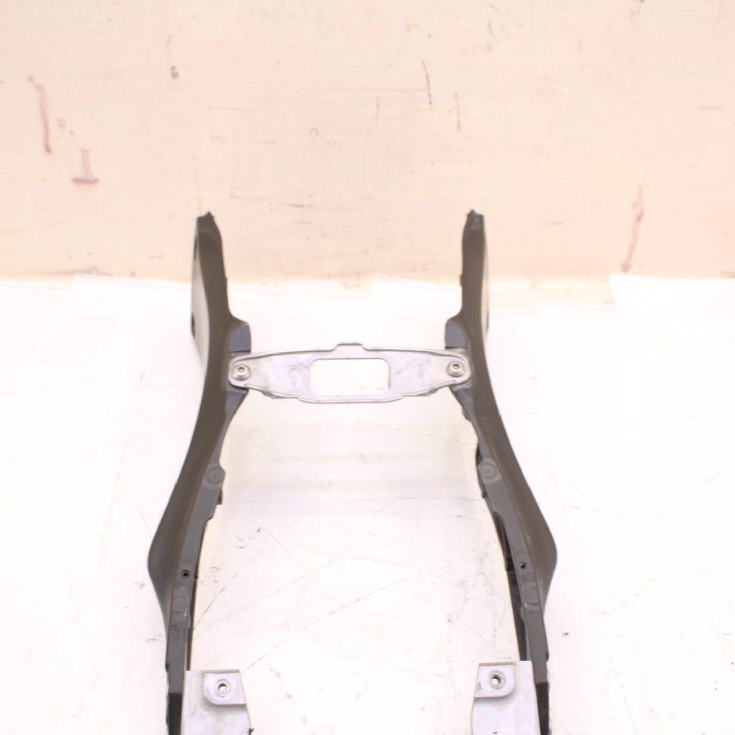 2011 - 2015 KAWASAKI NINJA ZX10R SUB FRAME REAR CHASSIS MOUNT BACK STOCK OEM