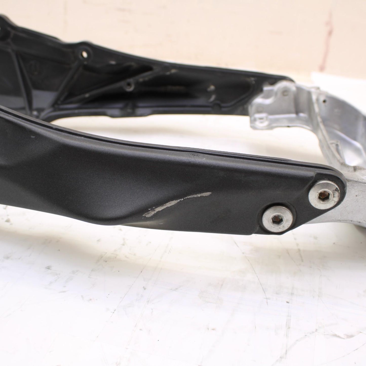 2011 - 2015 KAWASAKI NINJA ZX10R SUB FRAME REAR CHASSIS MOUNT BACK STOCK OEM