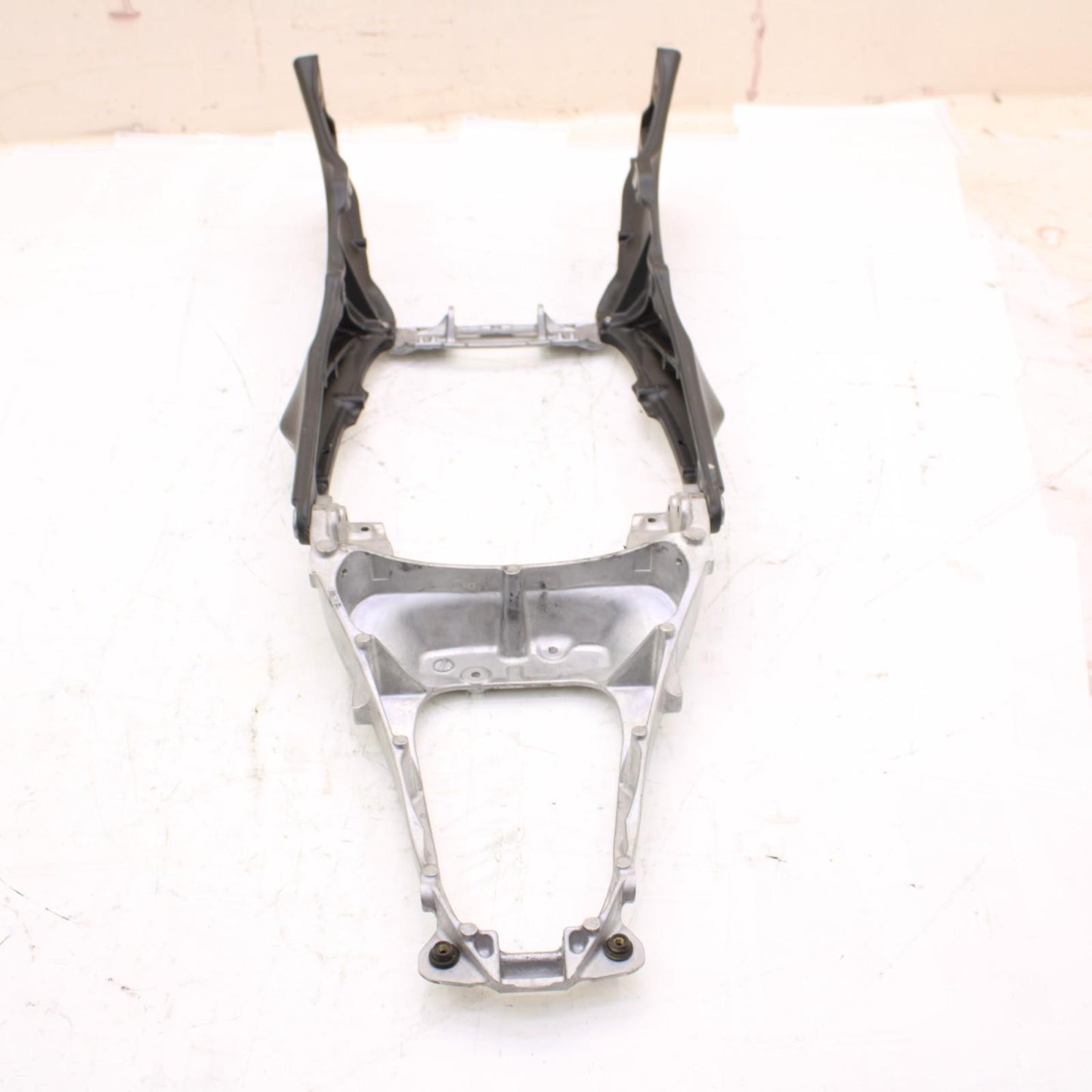 2011 - 2015 KAWASAKI NINJA ZX10R SUB FRAME REAR CHASSIS MOUNT BACK STOCK OEM