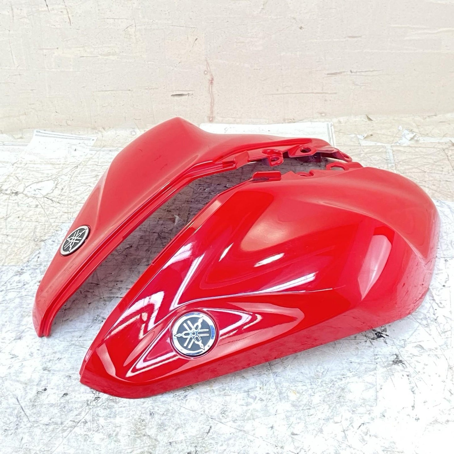 2015 - 2021 YAMAHA YZF R3 TANK SIDE FAIRINGS COVERS COWLS PLASTICS SET PAIR RED