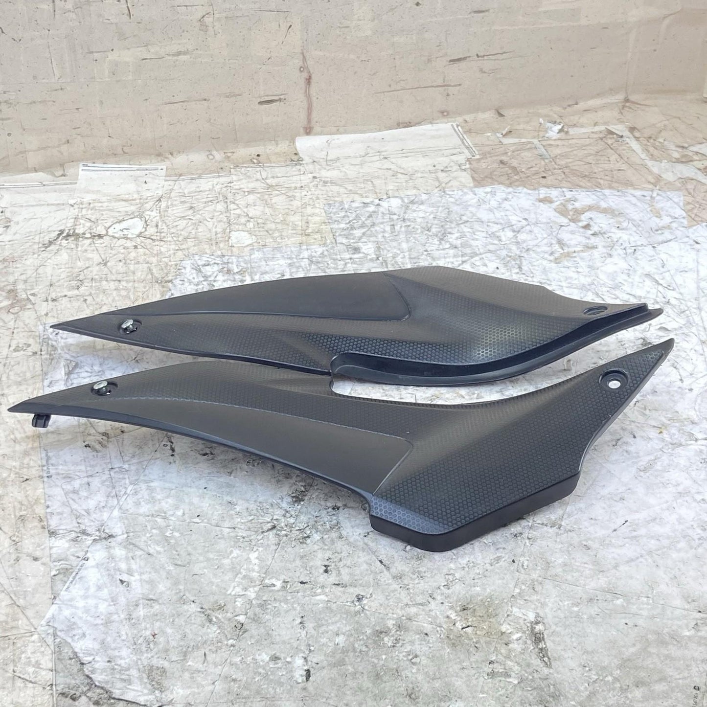 2015 - 2021 YAMAHA YZF R3 SIDE FAIRINGS TRIM COWL COVER PLASTIC PAIR SET BLACK