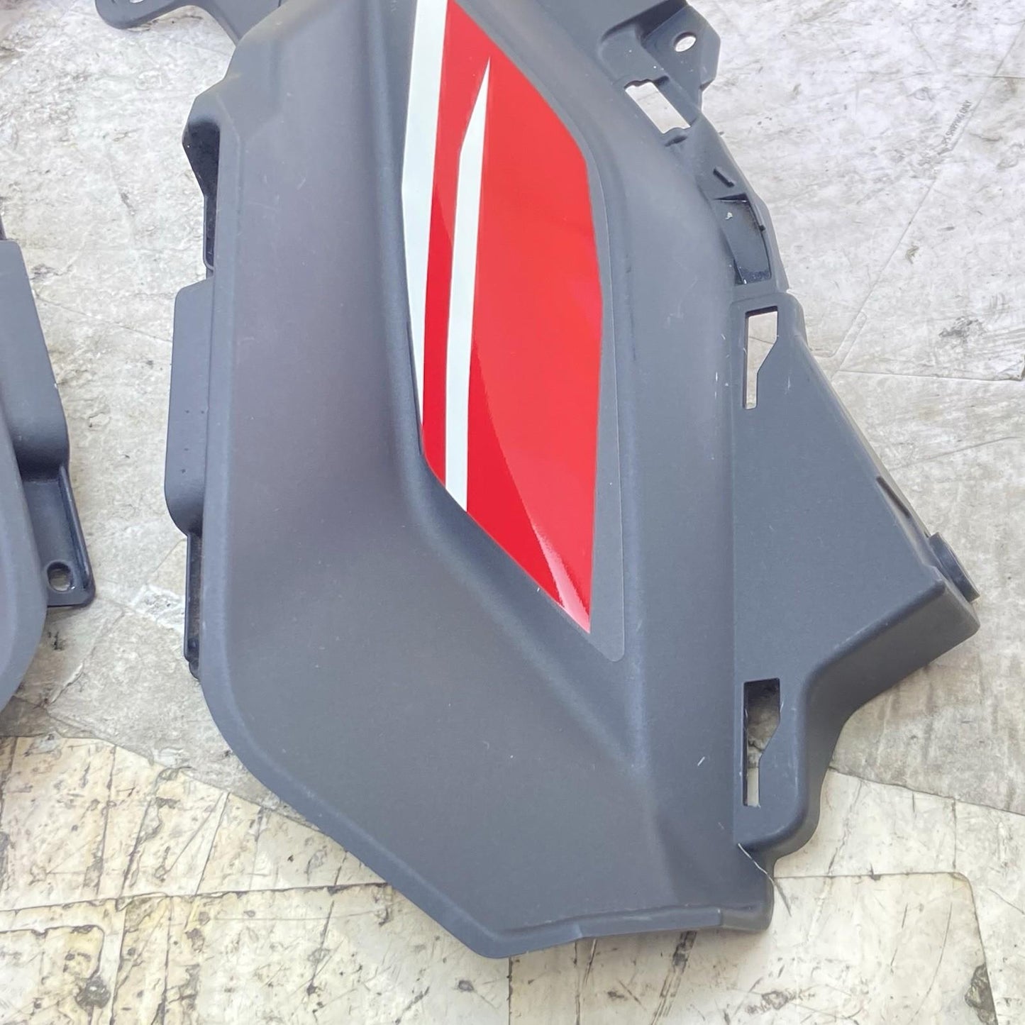 2015 - 2021 YAMAHA YZF R3 INNER SIDE FAIRINGS ENGINE COVER COWL PLASTIC SET OEM