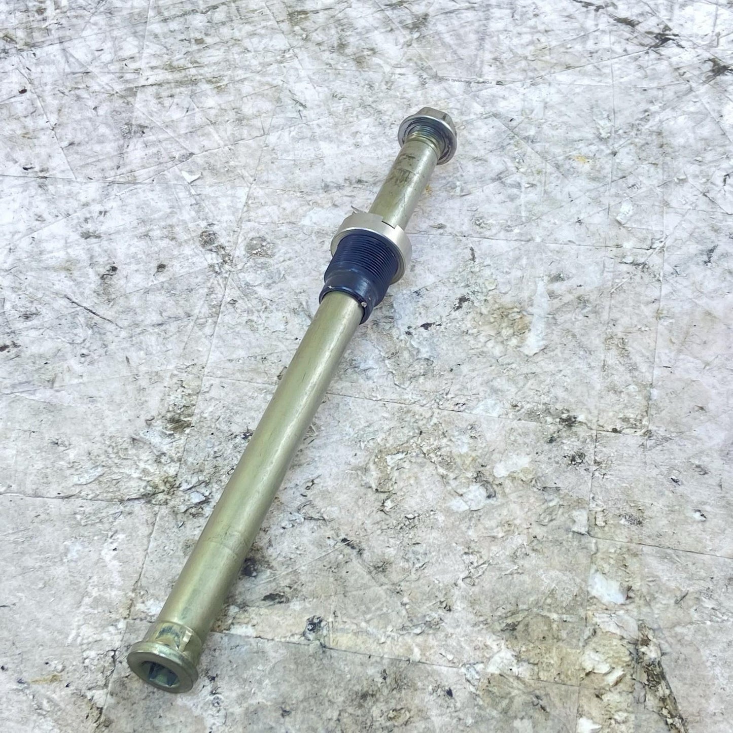 2019 - 2023 KAWASAKI NINJA ZX6R SWINGARM BOLT REAR SWING ARM PIVOT AXLE OEM