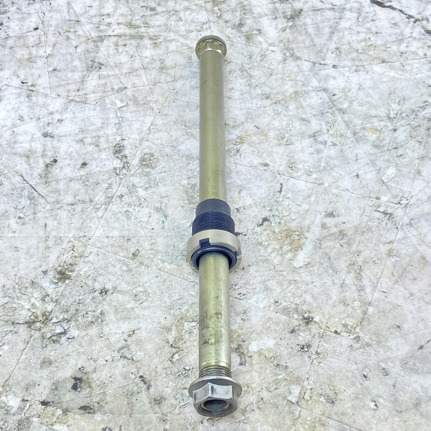 2019 - 2023 KAWASAKI NINJA ZX6R SWINGARM BOLT REAR SWING ARM PIVOT AXLE OEM