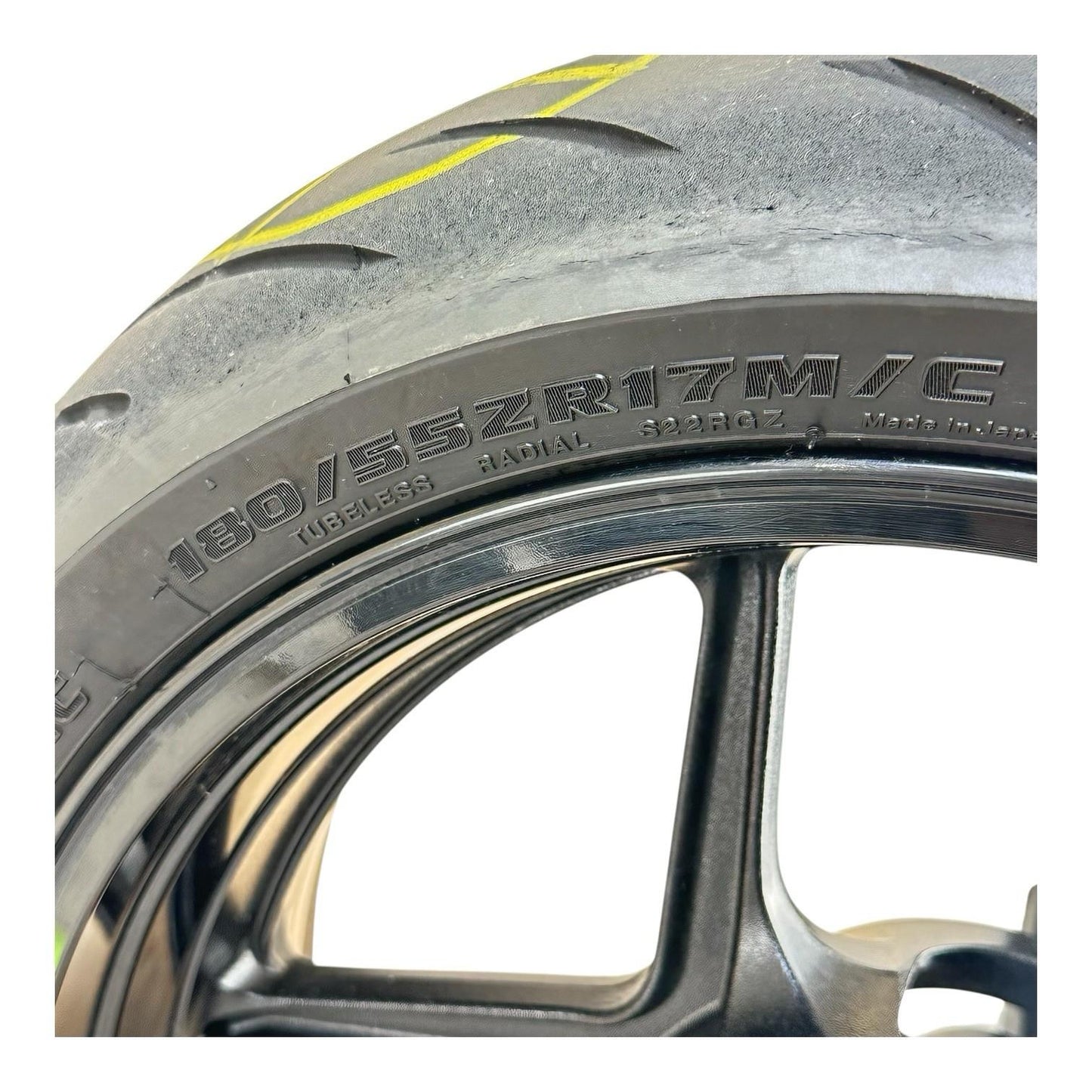 2019 - 2023 KAWASAKI NINJA ZX6R REAR WHEEL RIM BACK TIRE RUBBER BLACK STOCK OEM