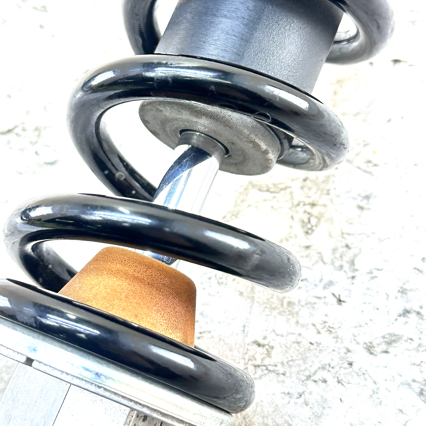 2017 - 2025 SUZUKI GSXR 1000 REAR SHOCK BACK SUSPENSION ABSORBER SPRING COIL OEM