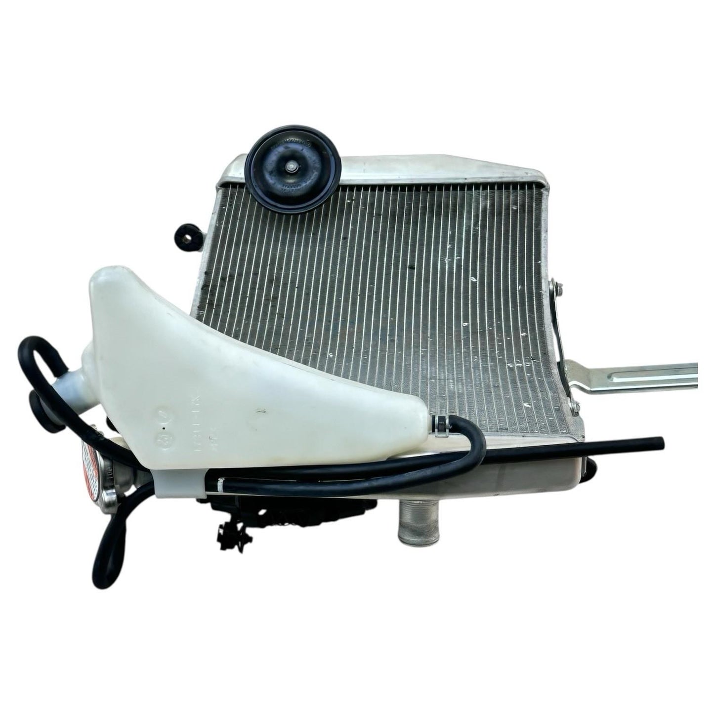 2017 - 2025 SUZUKI GSXR 1000 RADIATOR ENGINE COOLER FANS MOTOR COOLANT TANK HORN