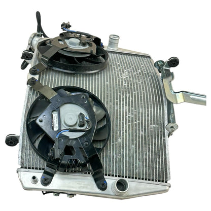 2017 - 2025 SUZUKI GSXR 1000 RADIATOR ENGINE COOLER FANS MOTOR COOLANT TANK HORN