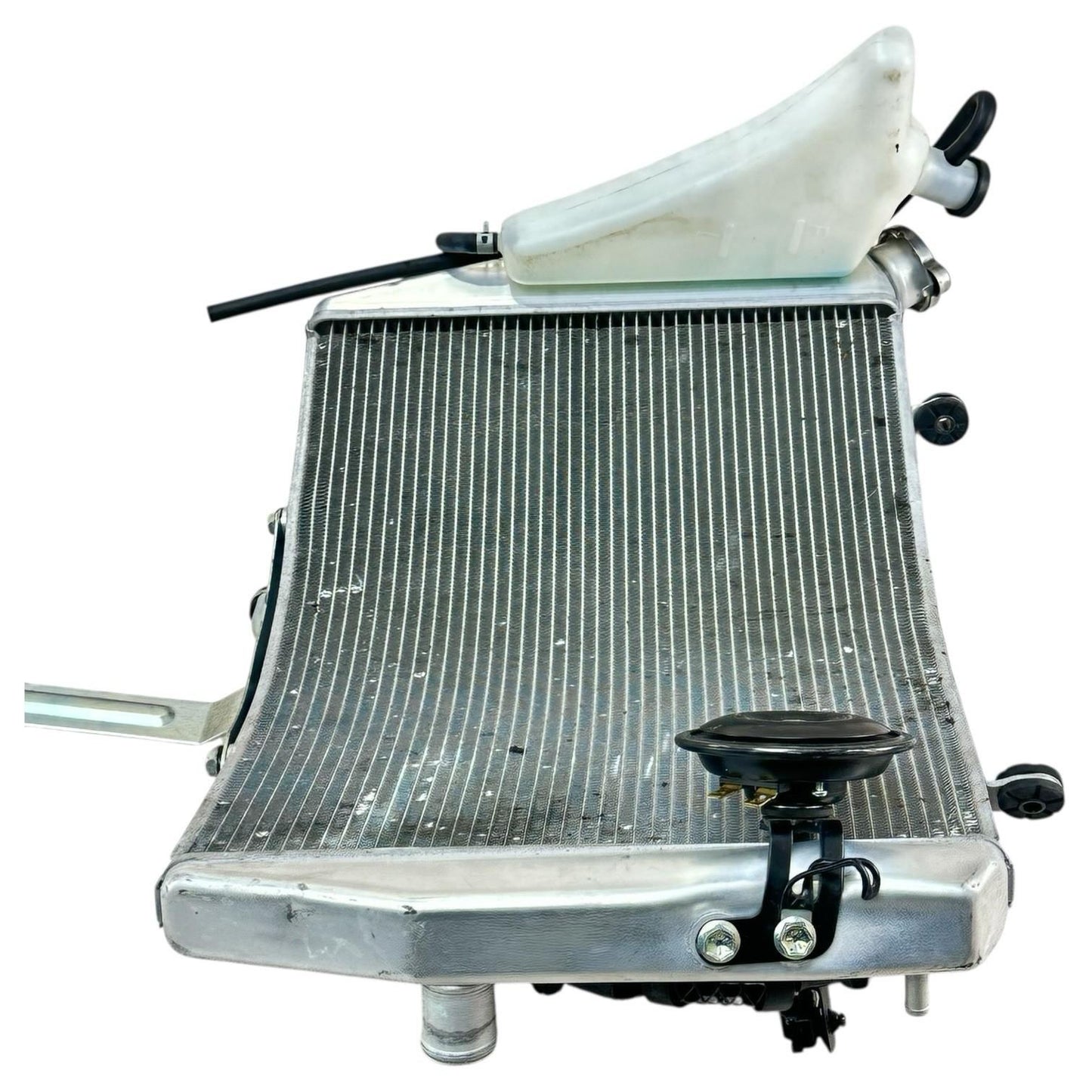 2017 - 2025 SUZUKI GSXR 1000 RADIATOR ENGINE COOLER FANS MOTOR COOLANT TANK HORN