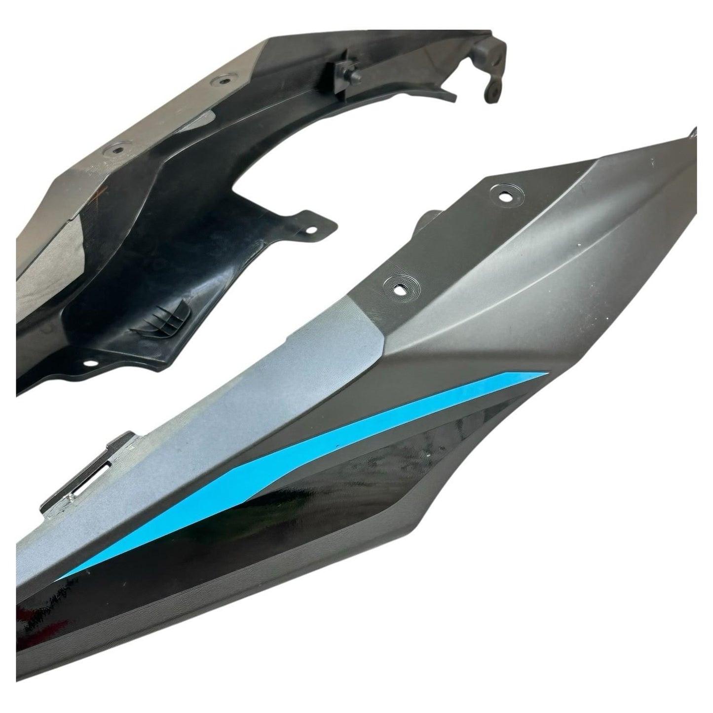 2017 - 2025 SUZUKI GSXR 1000 TAIL FAIRING REAR COWL BACK PLASTIC BLACK STOCK OEM