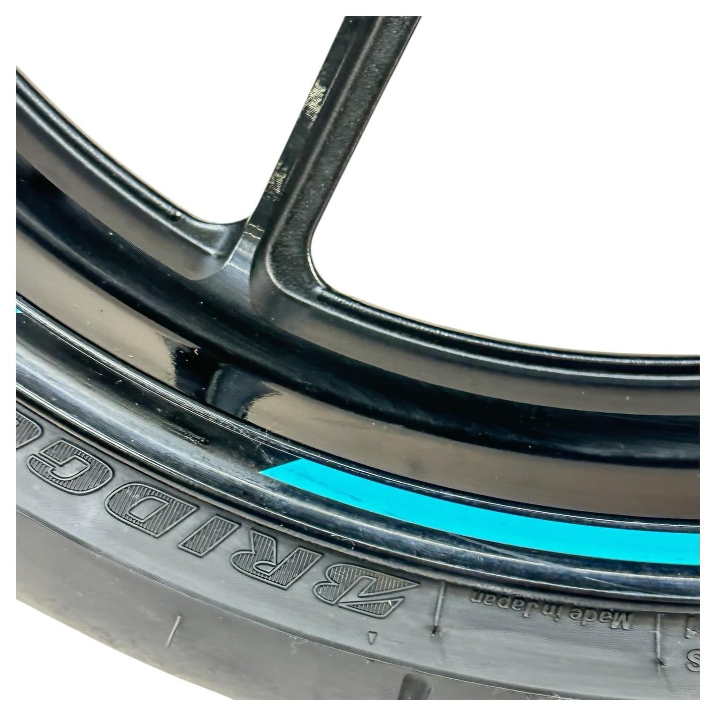 2017 - 2025 SUZUKI GSXR 1000 FRONT WHEEL RIM TIRE RUBBER BLACK STOCK OEM