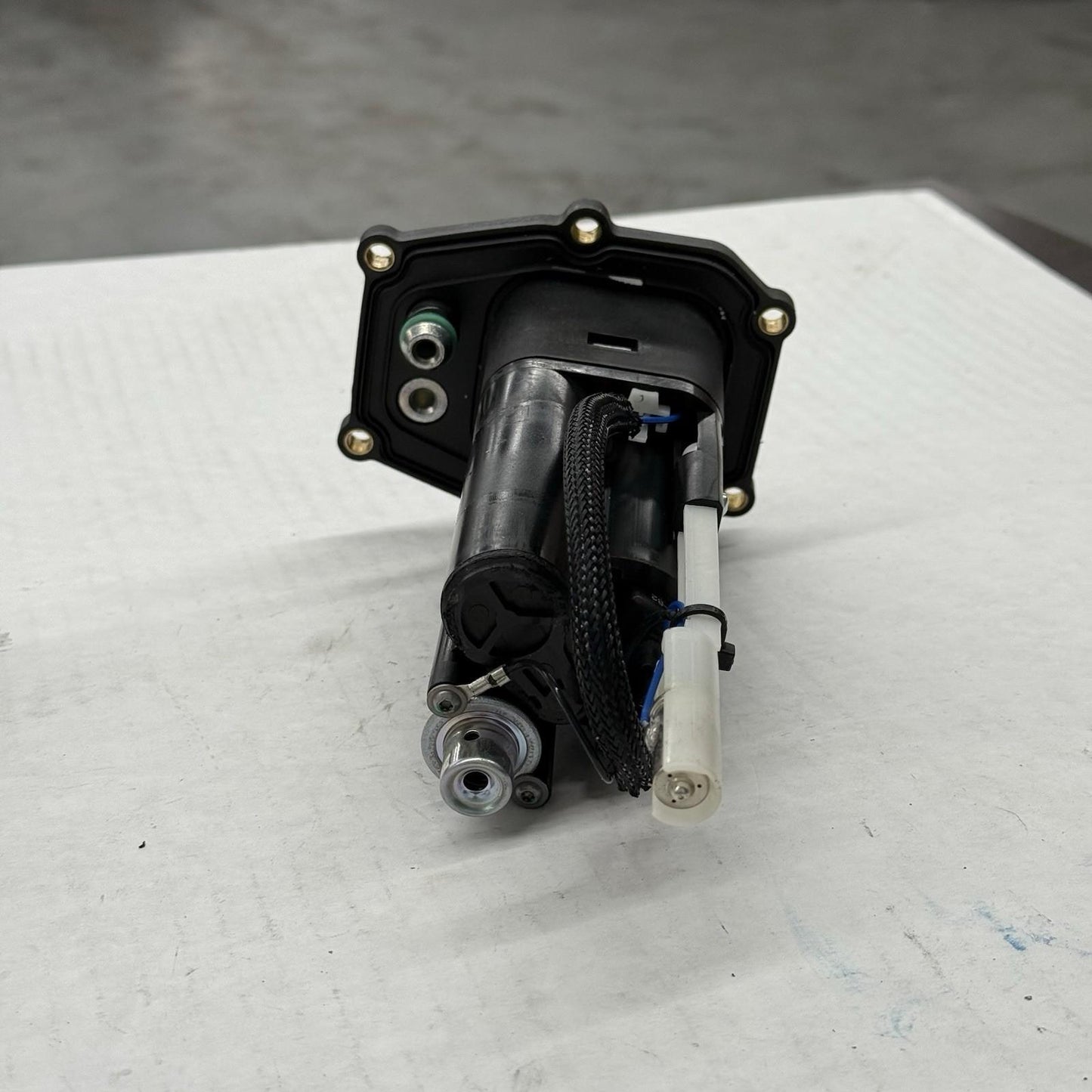 2016 - 2019 DUCATI PANIGALE 959 1199 1299 V2 FUEL PUMP GAS PUMP SENDING UNIT OEM