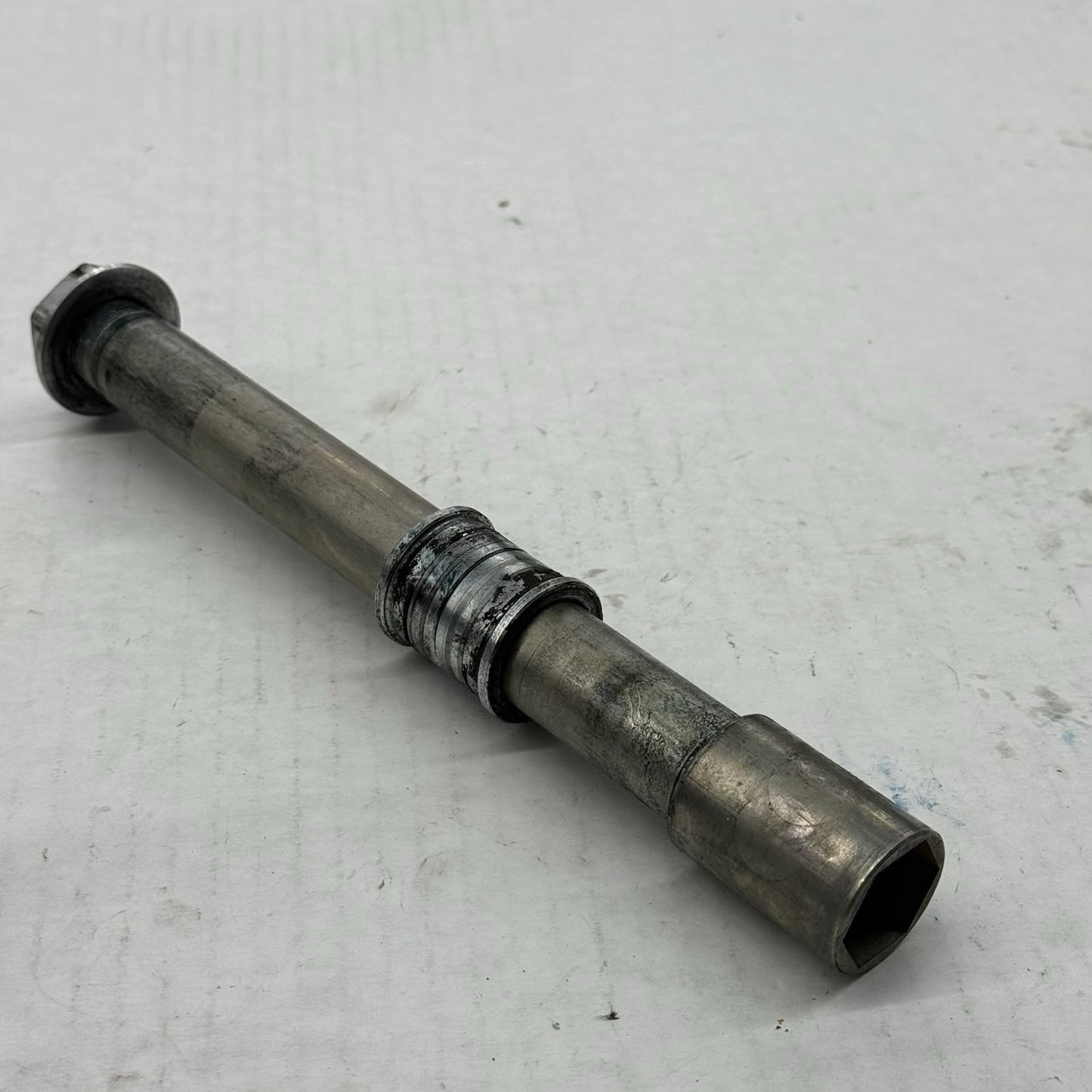 2020 - 2024 YAMAHA YZF R1 R1M FRONT WHEEL AXLE BOLT WASHER NUT STOCK