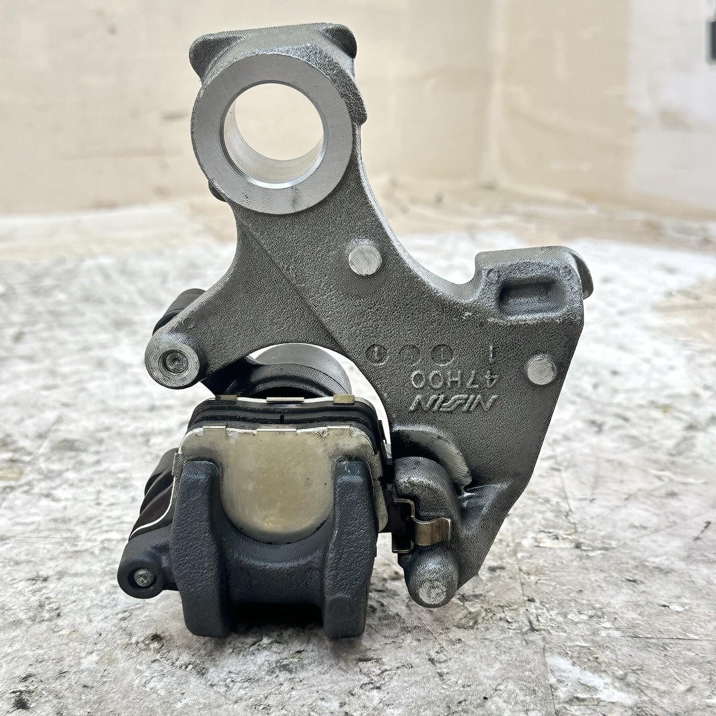 2011 - 2022 SUZUKI GSXR 600 GSXR 750 REAR CALIPER BACK BRAKE WHEEL PADS BRACKET