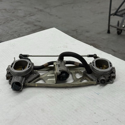 2008 - 2010 DUCATI 848 THROTTLE BODY injection unit superbike 28240803A