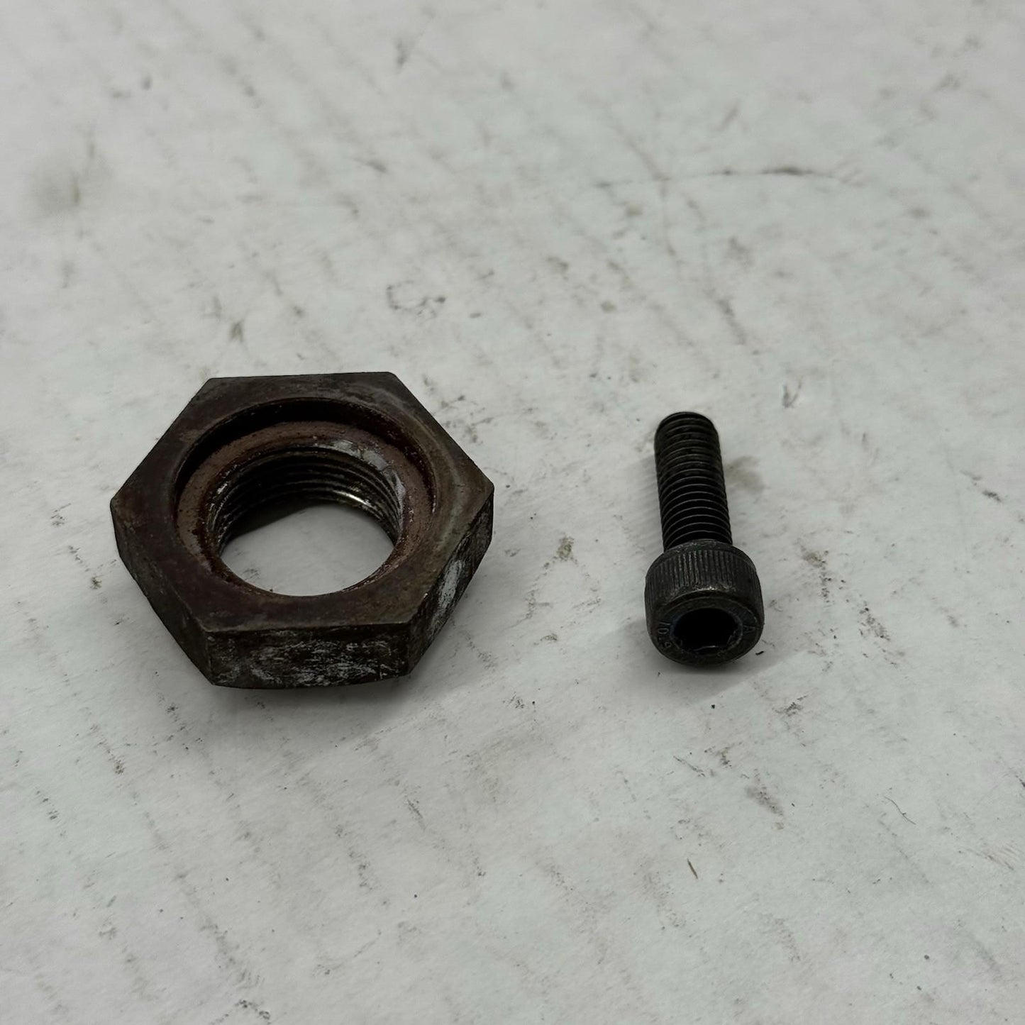 2008 - 2018 SUZUKI HAYABUSA front sprocket Nut WASHER 09159-20004