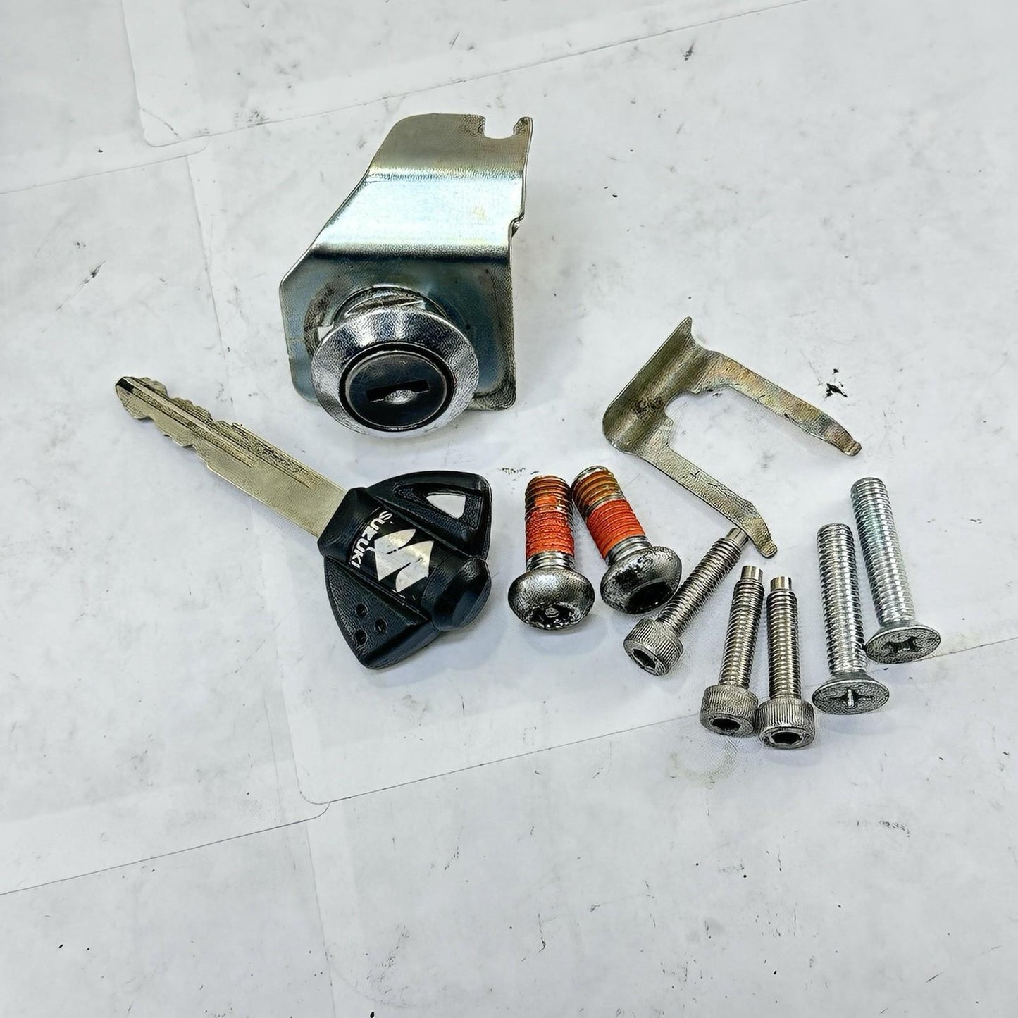 2011 - 2022 SUZUKI GSXR 600 GSXR 750 IGNITION SET LOCK KEY GAS CAP SEAT LATCH