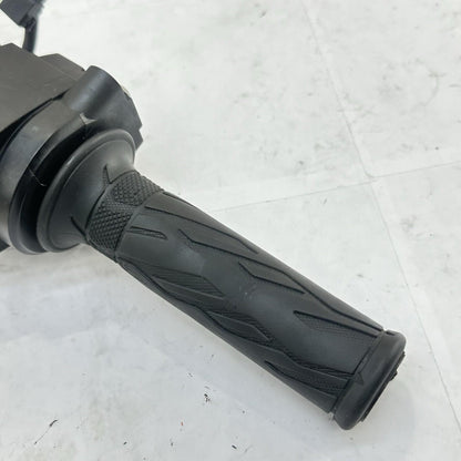2011 - 2022 SUZUKI GSXR 600 GSXR 750 RIGHT SWITCH THROTTLE CONTROL GRIP START