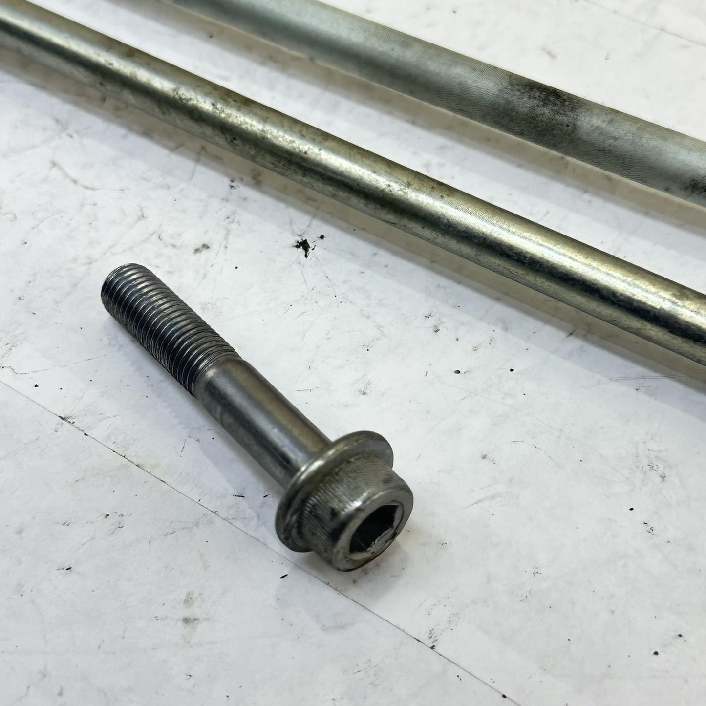 2011 - 2022 SUZUKI GSXR 600 GSXR 750 ENGINE MOUNTING BOLTS HARDWARE MOTOR SCREWS