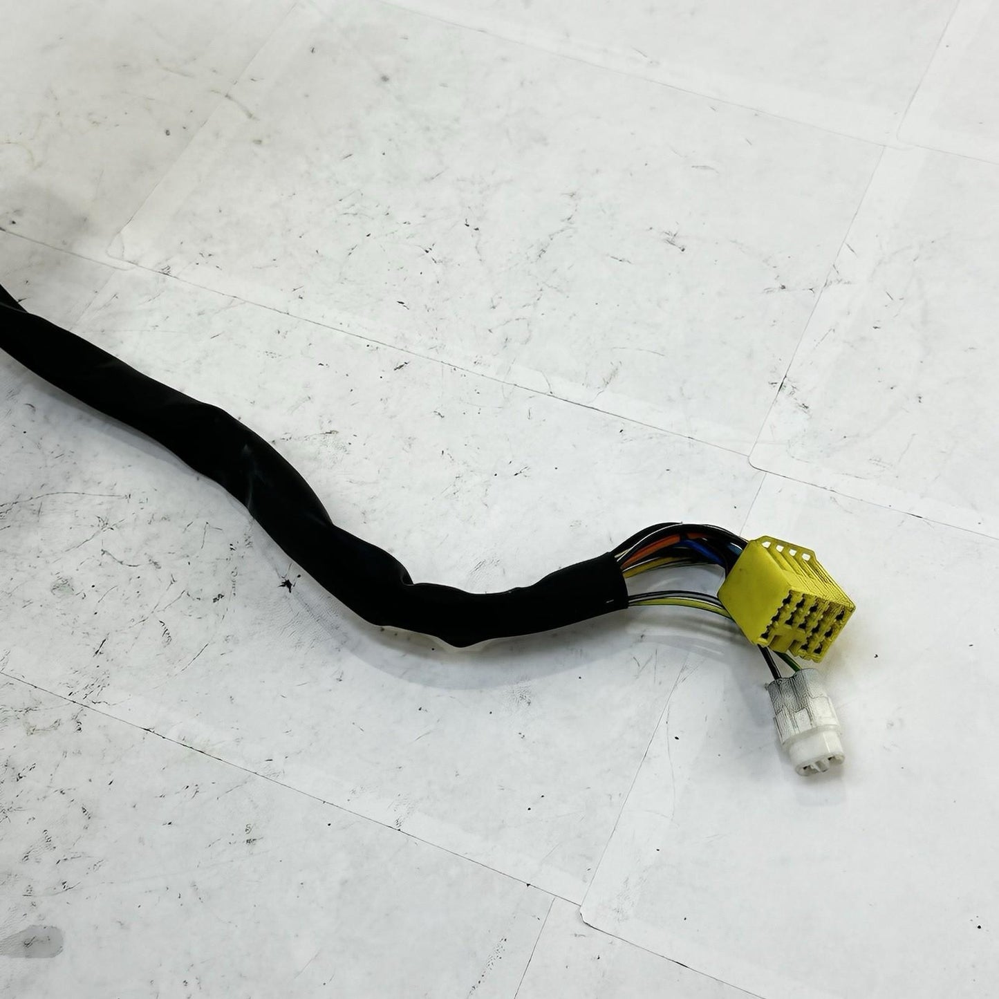 2011 - 2022 SUZUKI GSXR 600 GSXR 750 LEFT SWITCH HANDLE BAR CONTROLS LIGHTS HORN