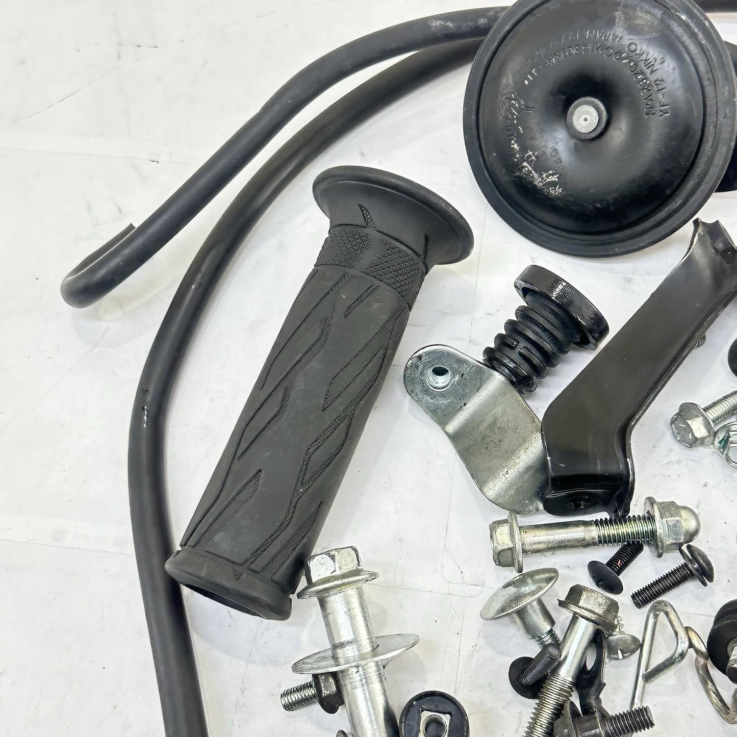 2011 - 2022 SUZUKI GSXR 600 GSXR 750 BOLTS NUTS PARTS SCREWS HARDWARE MOUNTING