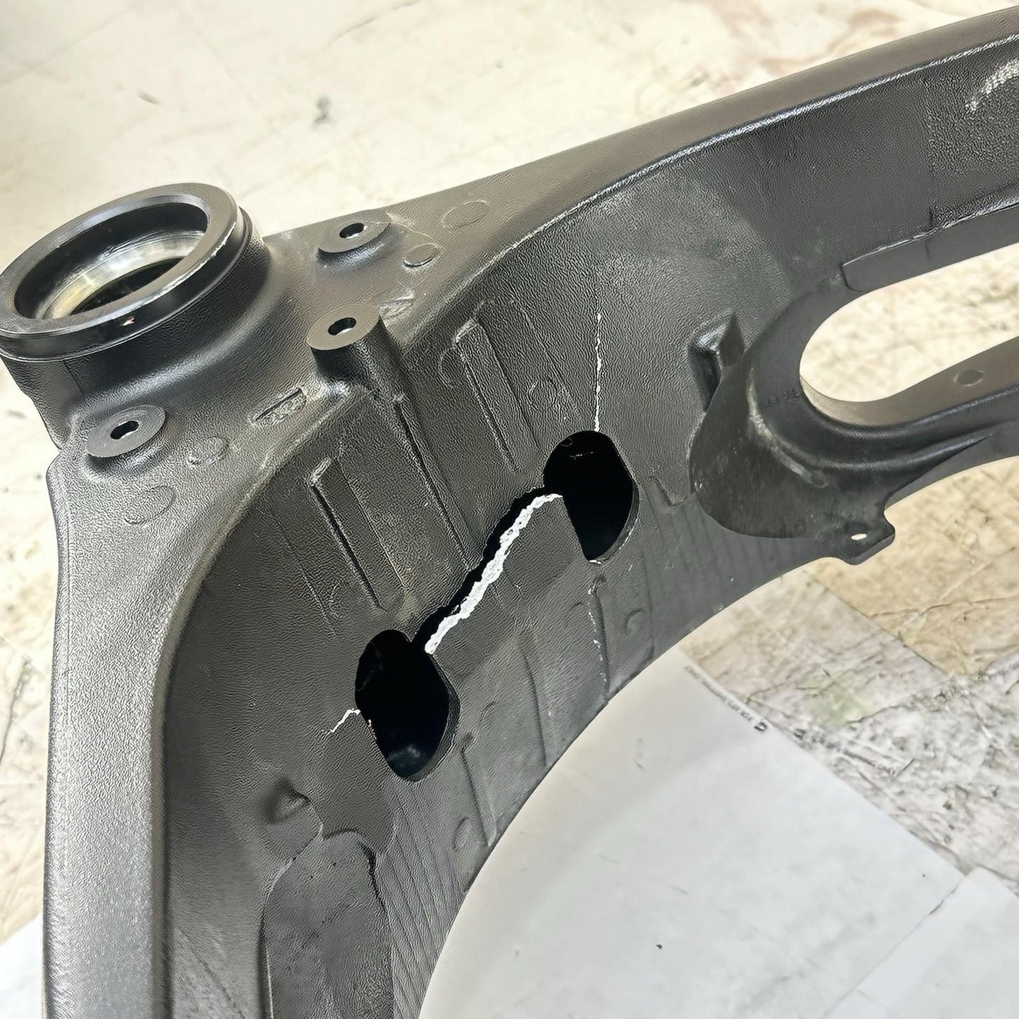 2011 - 2022 SUZUKI GSXR 600 GSXR 750 MAIN FRAME BODY CHASSIS *DAMAGED/READ DISC*